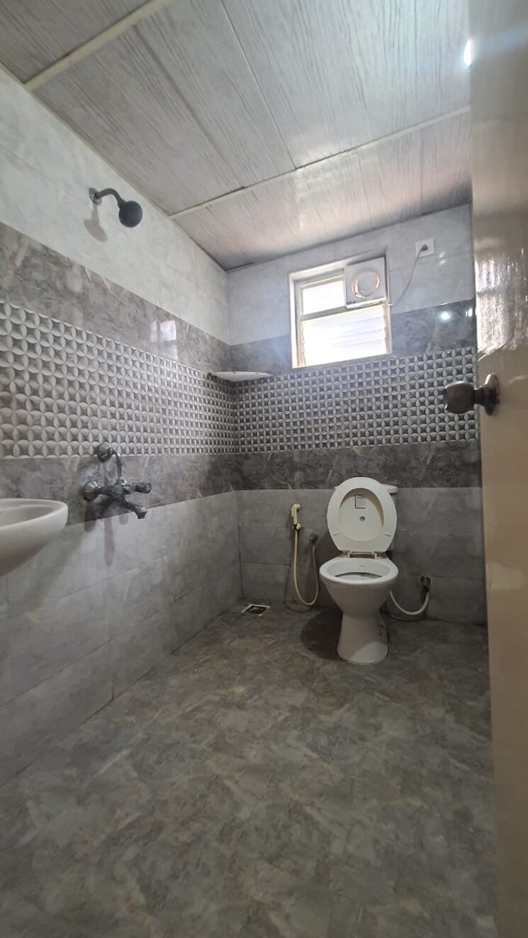 Bathroom, sowparnika-sanvi-phase-2 2 Bedroom 1127 Sq.Ft. Apartment In Chansandra Bangalore 8599162