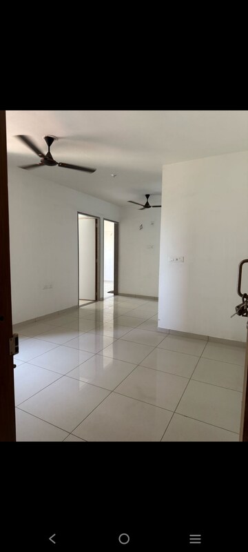 Room in 2 BHK Apartment at Goyal Orchid Blues, Shela – for Rent