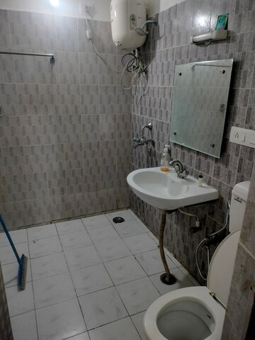 Bathroom in 2 BHK Apartment at Rohini Apartment, Gomti Nagar – for Rent