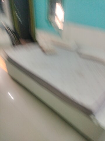 Furnished Amenities in 2 BHK Apartment at Rohini Apartment, Gomti Nagar – for Rent