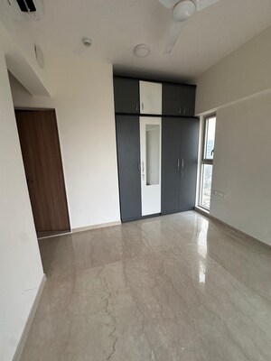 2 BHK Apartment For Sale in LnT Crescent Bay T4, Parel