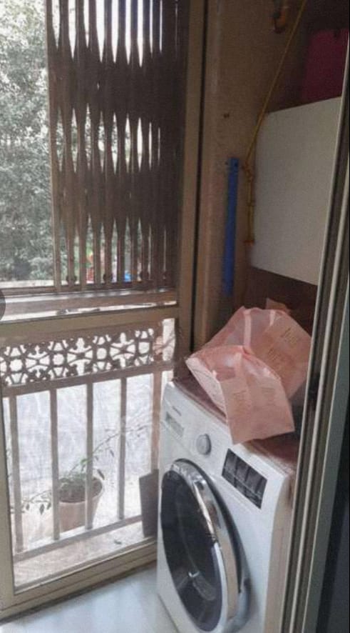 2 BHK + Pooja Room Apartment For Rent in Hiranandani Obelia The Walk