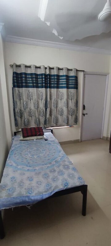Bedroom in 2 BHK Apartment at Kharadi – for Rent