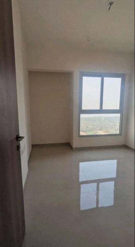 3 BHK + Pooja Room 1755 Sq.Ft. Apartment in Lodha Luxuria Priva