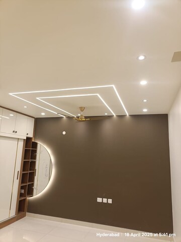 Room in 3.5 BHK Apartment at Prestige Tranquil, Kokapet – for Rent