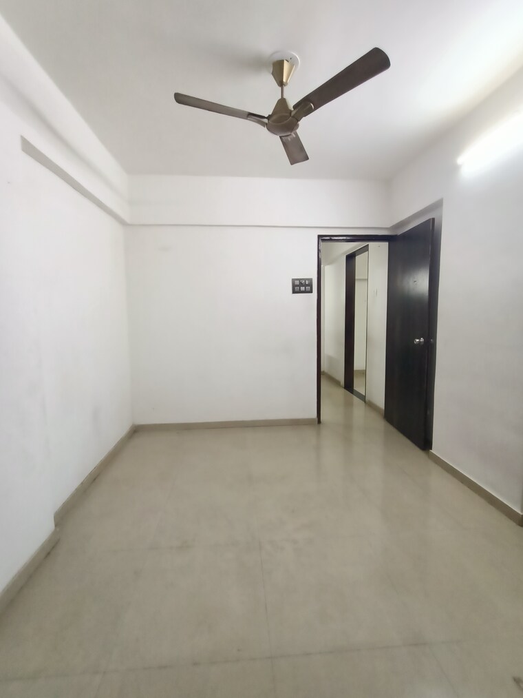Room, dombivli west 1 Bedroom 650 Sq.Ft. Apartment In Dombivli West Thane 8599447