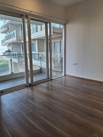 3 BHK Apartment For Rent in LnT Crescent Bay T5, Parel