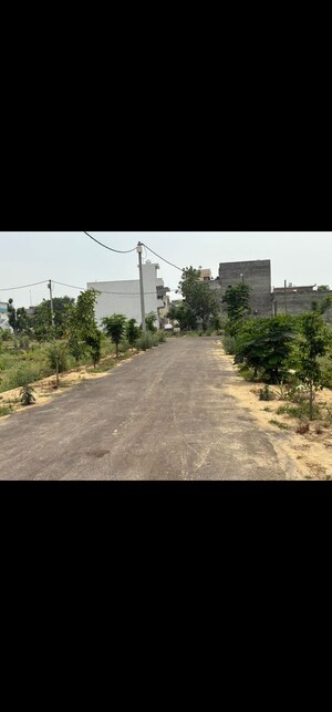  Plot For Sale in Roorkee Road