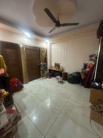 Room in 3 BHK Builder Floor at Sushant Lok 3, Sector 57 – for Rent