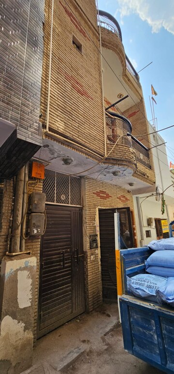 3.5 BHK Independent House For Sale in Nawada