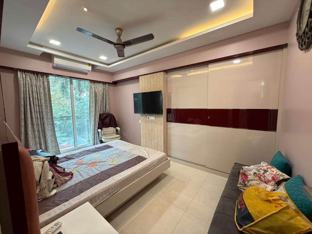 2 BHK + Extra Room Apartment For Rent in Vikash Complex CHS