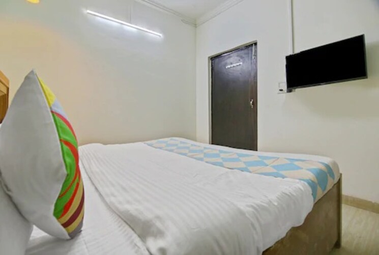 Bedroom, lajpat nagar 6+ Bedroom 5000 Sq.Ft. Villa In Lajpat Nagar Delhi 8599787