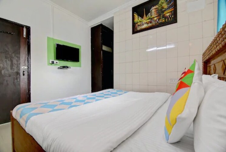 Bedroom, lajpat nagar 6+ Bedroom 5000 Sq.Ft. Villa In Lajpat Nagar Delhi 8599787