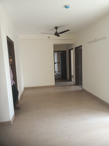Room in 3 BHK Apartment at Lotus Panache, Sector 110 – for Rent