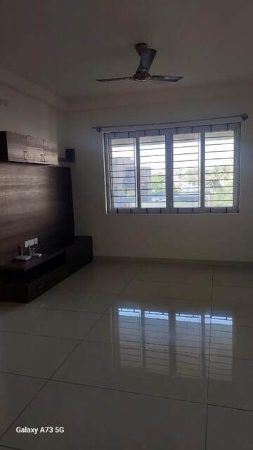 Room in 3 BHK Apartment at Prestige Elysian, Bannerghatta Road – for Rent