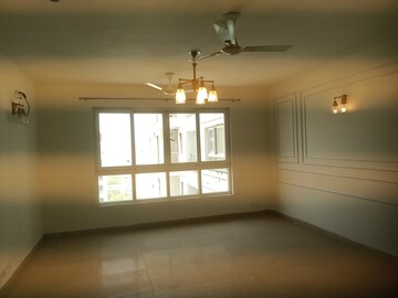 Room in 4 BHK Apartment at Lotus Panache, Sector 110 – for Rent