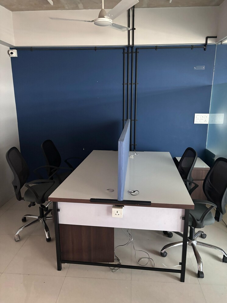 Team Area, science city Commercial Office Space 1030 Sq.Ft. In Science City Ahmedabad 8599894