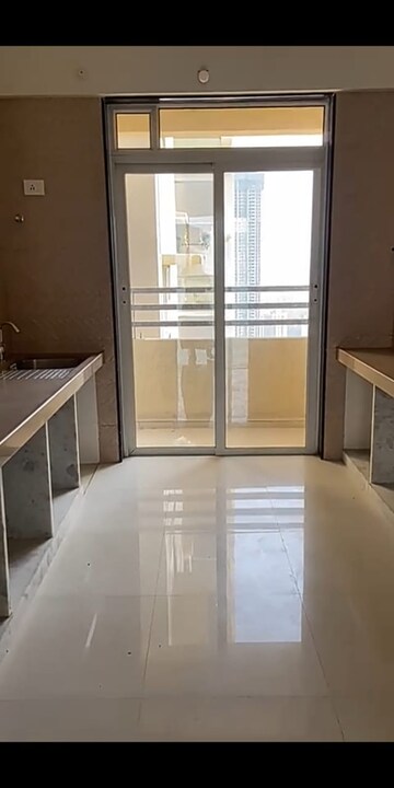 Kitchen in 4 BHK Apartment at Sheth Montana, Mulund West – for Sale