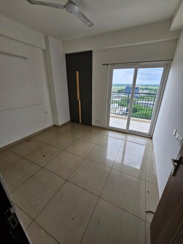 3 BHK Apartment For Sale in Gulshan Bellina, Sector 16 Greater Noida