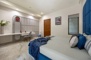 Parking in 4 BHK Builder Floor at Sector 35 – for Sale