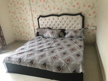Bedroom in 3 BHK Apartment at Sunshine Enclave, Vip Road – for Rent