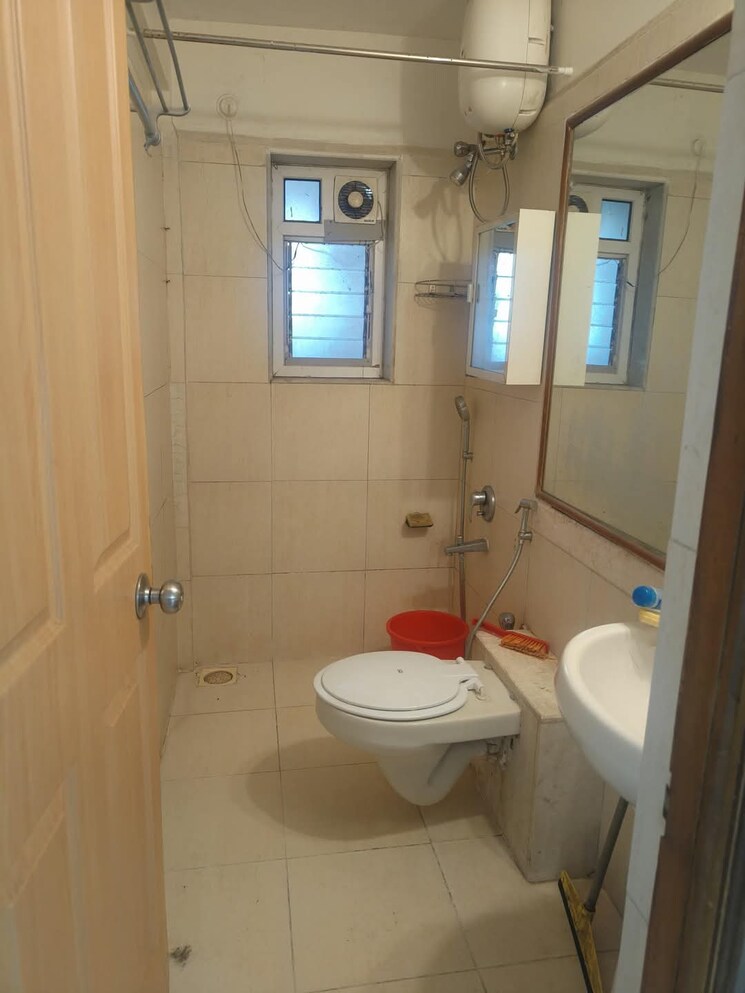 Bathroom, agarwal-and-doshi-complex 2 Bedroom 640 Sq.Ft. Apartment In Vasai West Palghar 8600138