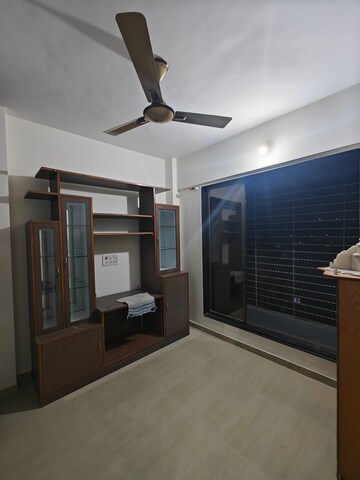 Room in 2.5 BHK Apartment at Vishnu Shreyas, Nerul – for Rent