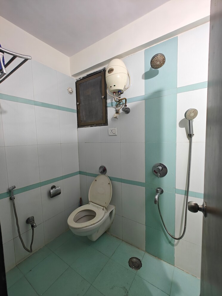 Bathroom, vishnu-shreyas 2.5 Bedroom 1550 Sq.Ft. Apartment In Nerul Navi Mumbai 8600212