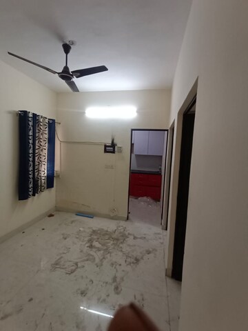 Room in 2 BHK Apartment at Sector 19 Dwarka – for Rent