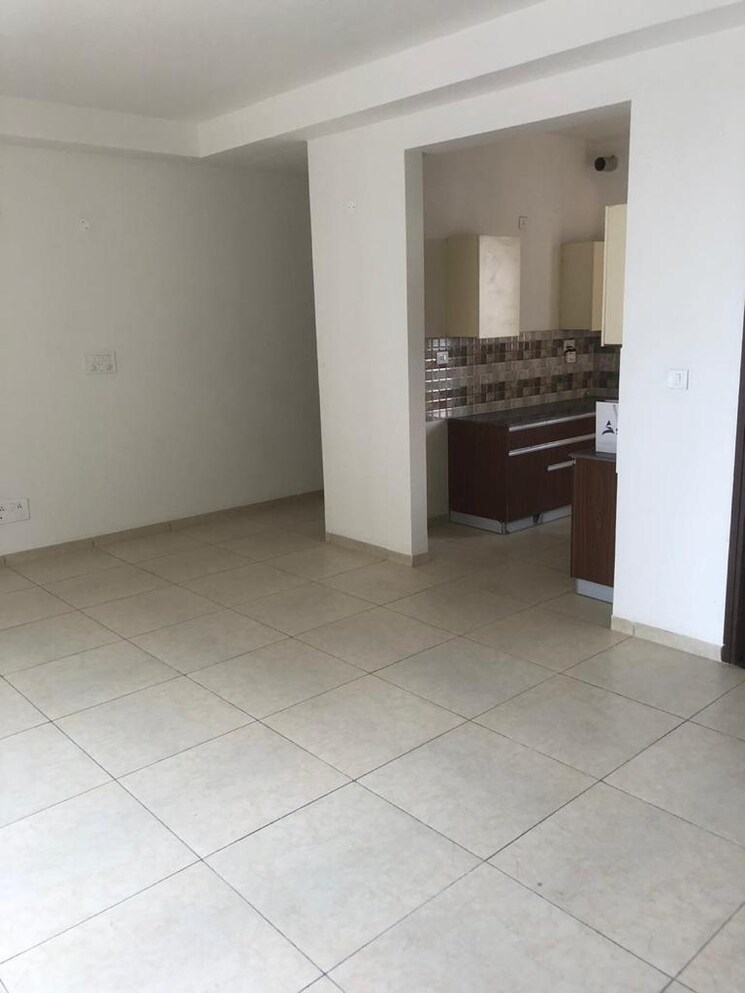 Room, sushma-joynest-zrk 3 Bedroom 1350 Sq.Ft. Apartment In Ghazipur Zirakpur 8600194