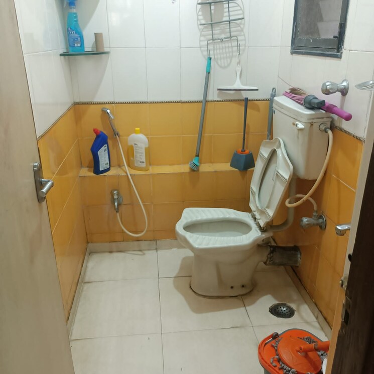Bathroom, hubtown-greenwoods 2 Bedroom 610 Sq.Ft. Apartment In Vartak Nagar Thane 8600253