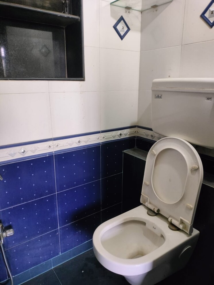 Bathroom, nakshatra-arena 2 Bedroom 950 Sq.Ft. Apartment In Thane West Thane 8600307