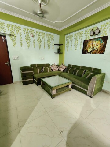 Bedroom in 2 BHK Builder Floor at Palam Vihar – for Rent