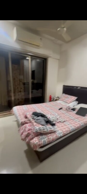 Bedroom in 2 BHK Apartment at Sai Dham CHS Kandivali, Kandivali West – for Rent