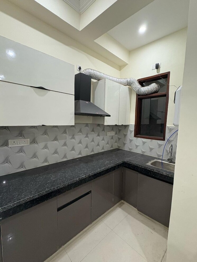 Kitchen, orchid-island 3 Bedroom 1550 Sq.Ft. Apartment In Sector 51 Gurgaon 8600459