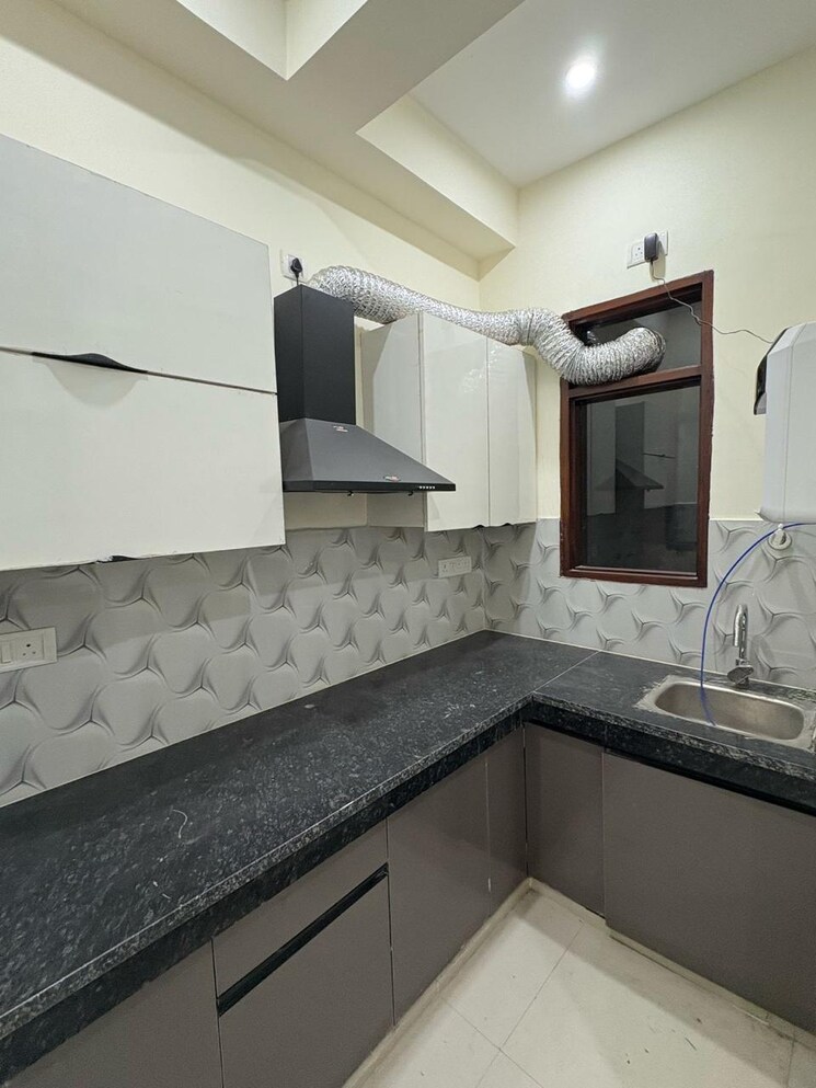 Kitchen, orchid-island 3 Bedroom 1550 Sq.Ft. Apartment In Sector 51 Gurgaon 8600459