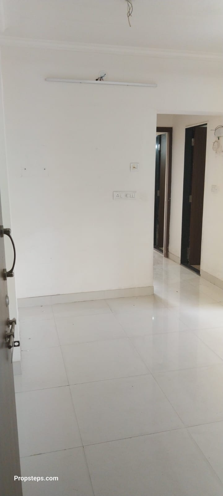 2 BHK Apartment For Rent in Lotus Sky Garden