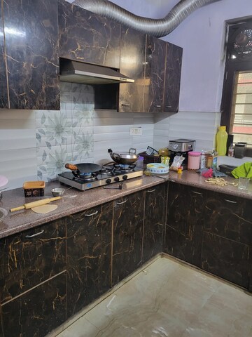 Kitchen in 3 BHK Builder Floor at SS Mayfield Gardens, Sector 51 – for Rent