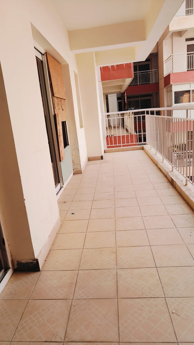 Balcony, klj-greens 3 Bedroom 902 Sq.Ft. Apartment In Sector 77 Faridabad 8600584
