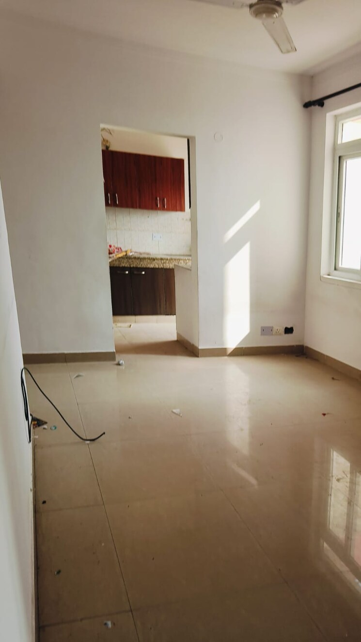 Room, klj-greens 3 Bedroom 902 Sq.Ft. Apartment In Sector 77 Faridabad 8600584