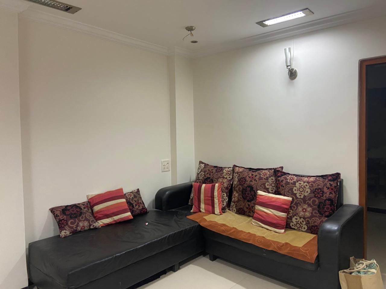 1.5 BHK + Pooja Room,Study Room Apartment For Rent in Shree Pooja CHS Prabhadevi