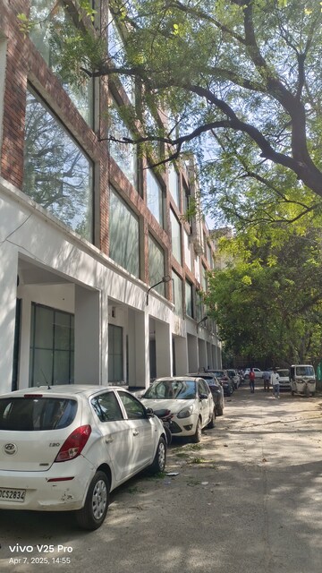  Office Space – Exterior View View at Sanjay Place - for Rent