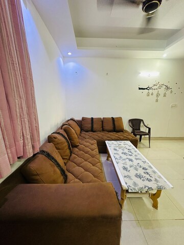 Bedroom in 1 BHK Builder Floor at Vaishali Sector 5 – for Rent