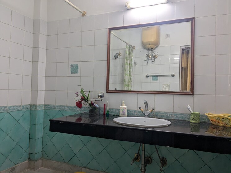 Kitchen, unitech-south-city-ii 3 Bedroom 1600 Sq.Ft. Builder Floor In Sector 50 Gurgaon 8600691