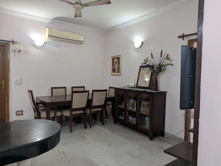 Living Room, unitech-south-city-ii 3 Bedroom 1600 Sq.Ft. Builder Floor In Sector 50 Gurgaon 8600691