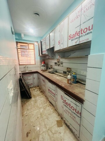 Kitchen in 2 BHK Builder Floor at Sector 46 – for Rent