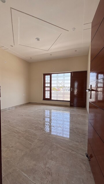 Room in 4 BHK Independent House at Panditwari – for Sale