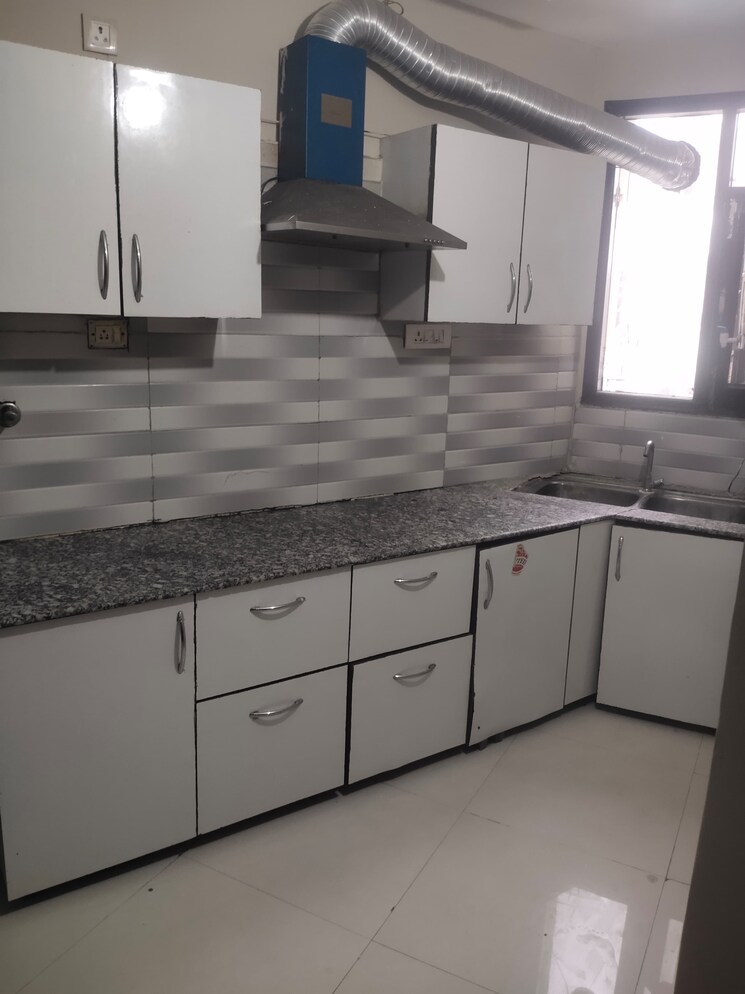 Kitchen, ambala highway 1 Bedroom 700 Sq.Ft. Builder Floor In Ambala Highway Zirakpur 8600813