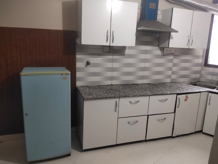 Kitchen, ambala highway 1 Bedroom 700 Sq.Ft. Builder Floor In Ambala Highway Zirakpur 8600813