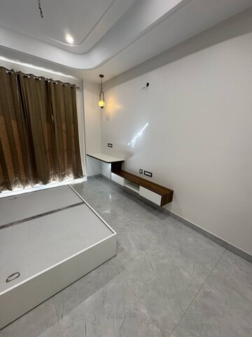 Furnished Amenities in Studio Builder Floor at Sector 46 – for Rent